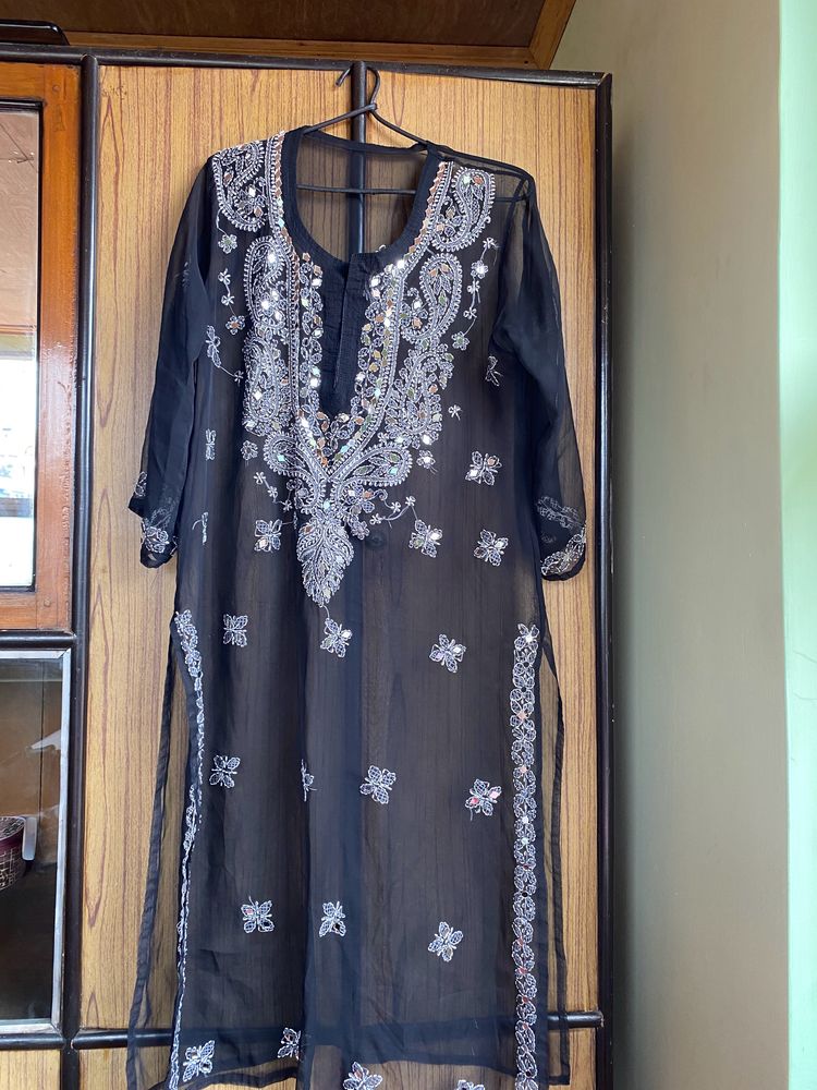 Chikankari Kurti