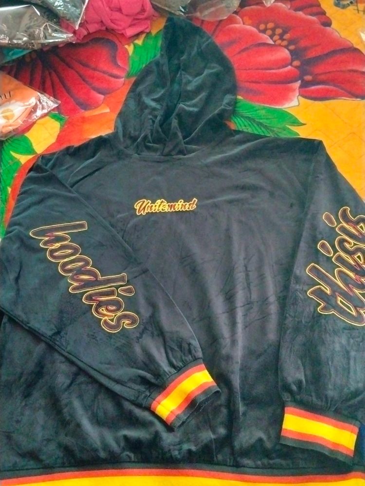 Velvet Hoodie For Girls💕