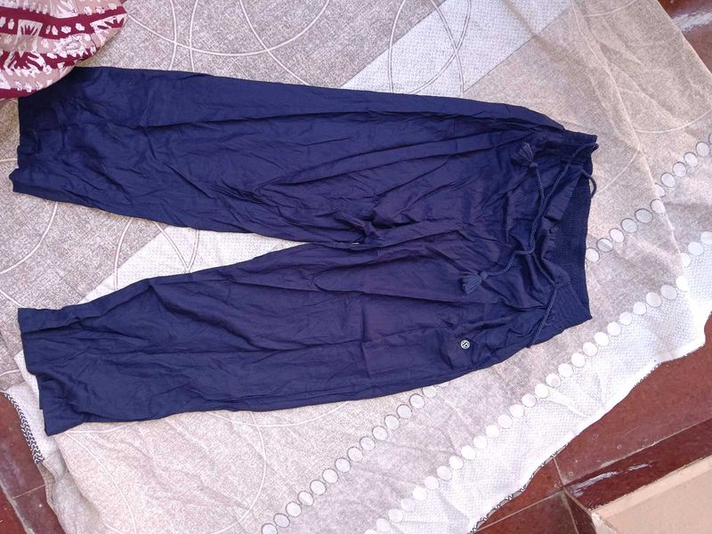 Navy Cropped Lounge Pants