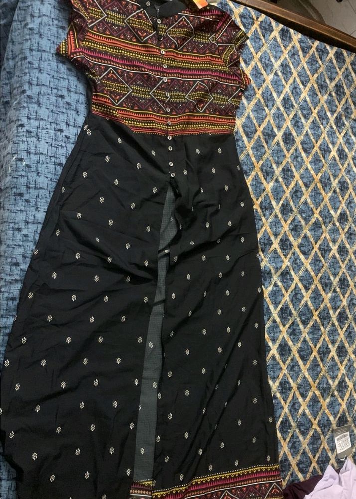 Vishudh Kurti With Front Slit