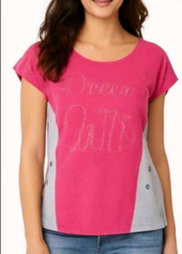 Pink Graphic Tee🌸