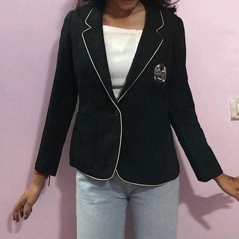 Stylish Black Blazer