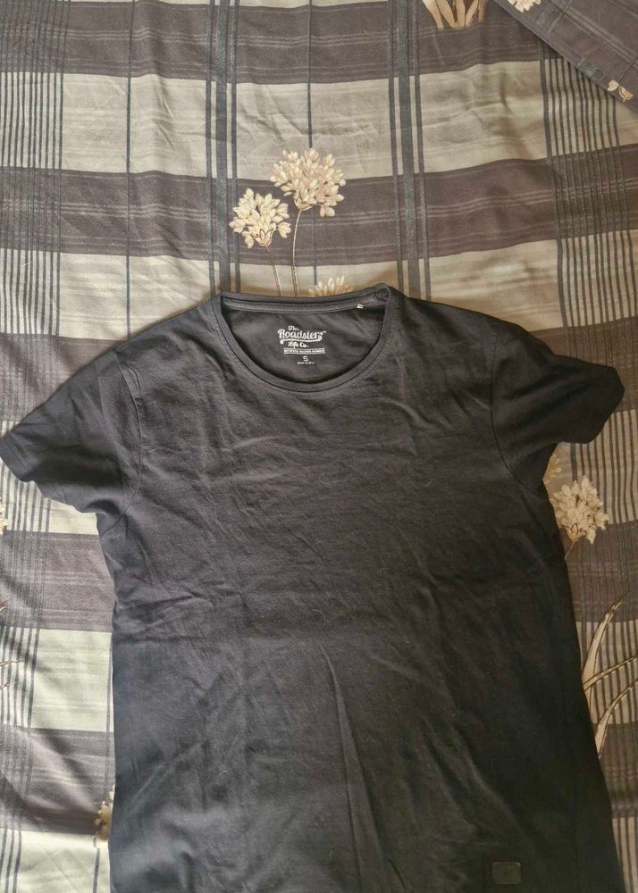 Roadster Black Round Neck T Shirt, Size - S