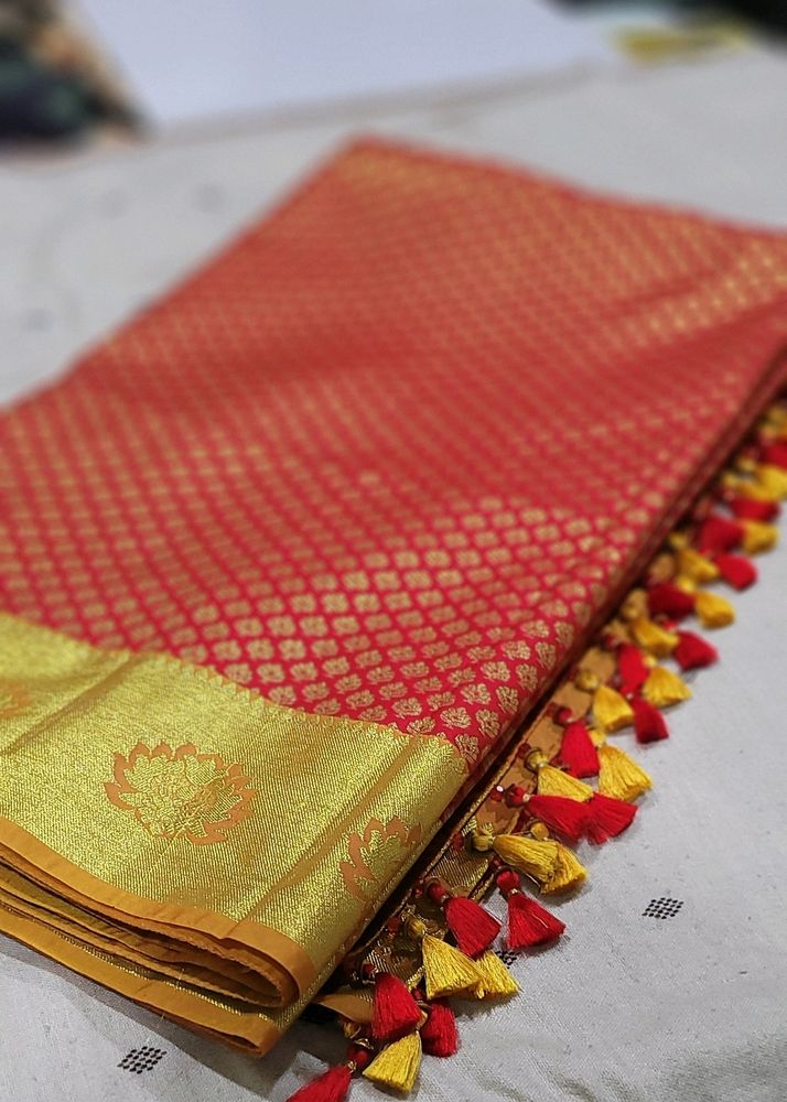 Hot Red Pattu Saree With Cute Hangin