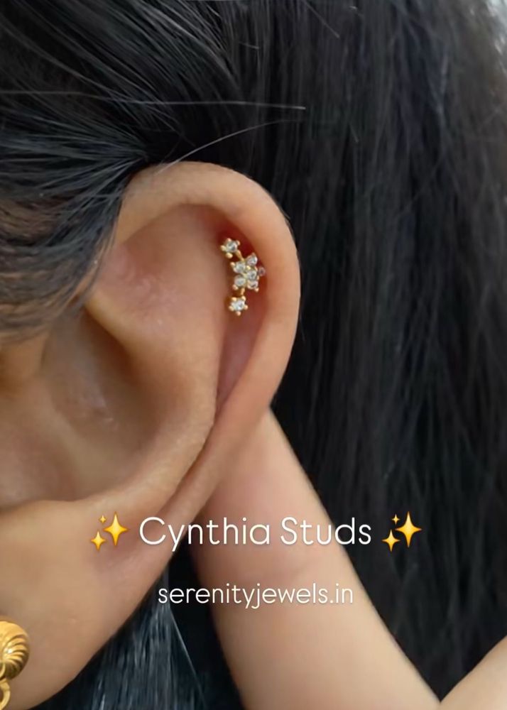 Cynthia Flower Stud Earrings (used &amp; sterlised)