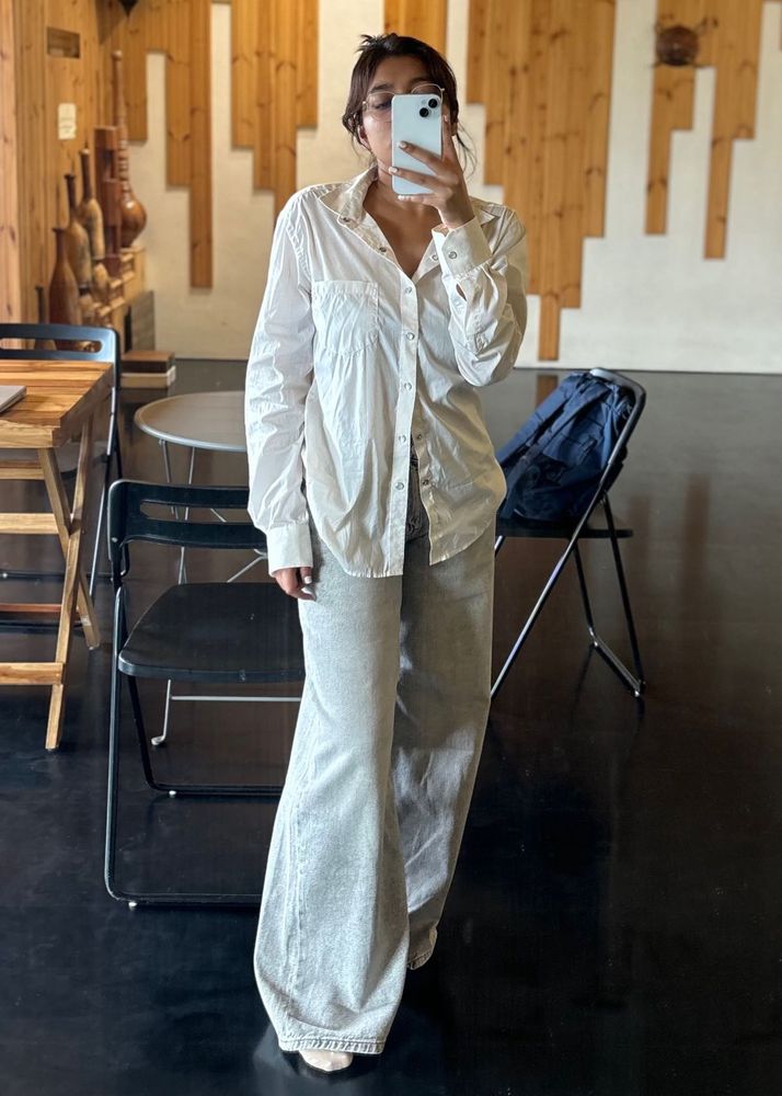 YOVISH White Button-Down Shirt