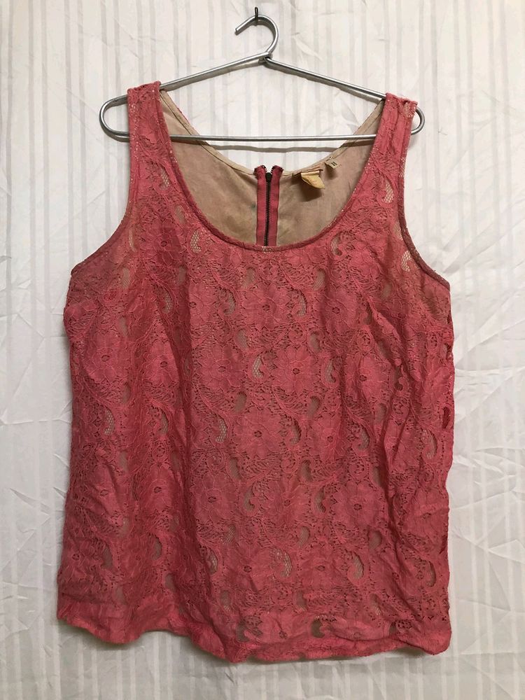 H&amp;M Sleevless Lace Top
