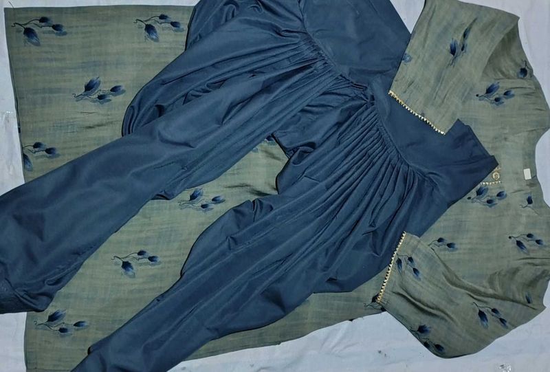Patyali Suit Silk