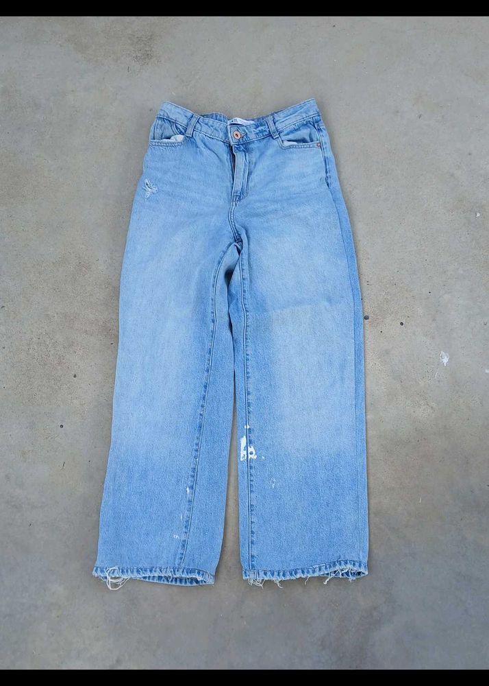 zara baggy jeans(600 if u buy in money)
