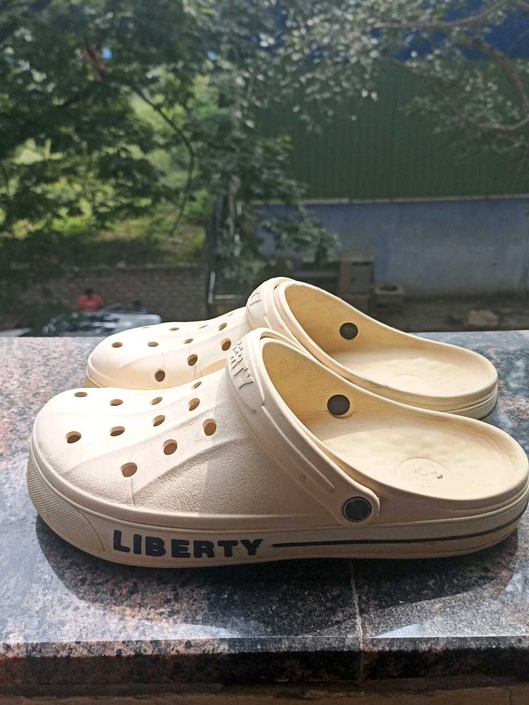 Liberty Clogs