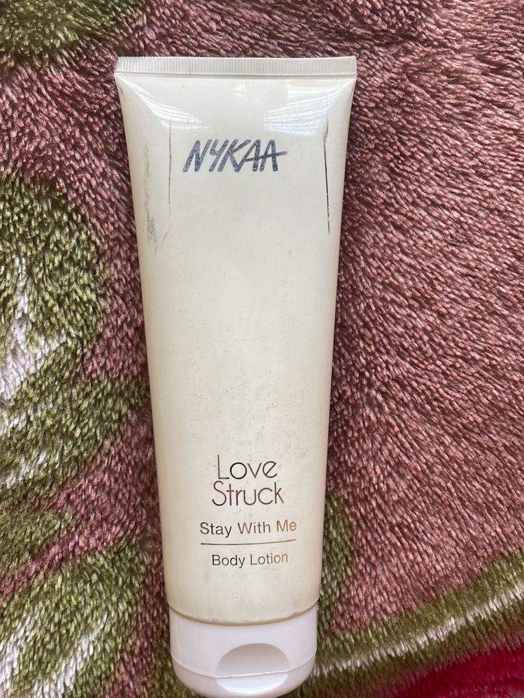 Nykaa~ Love Struck Stay With Me Body Lotion