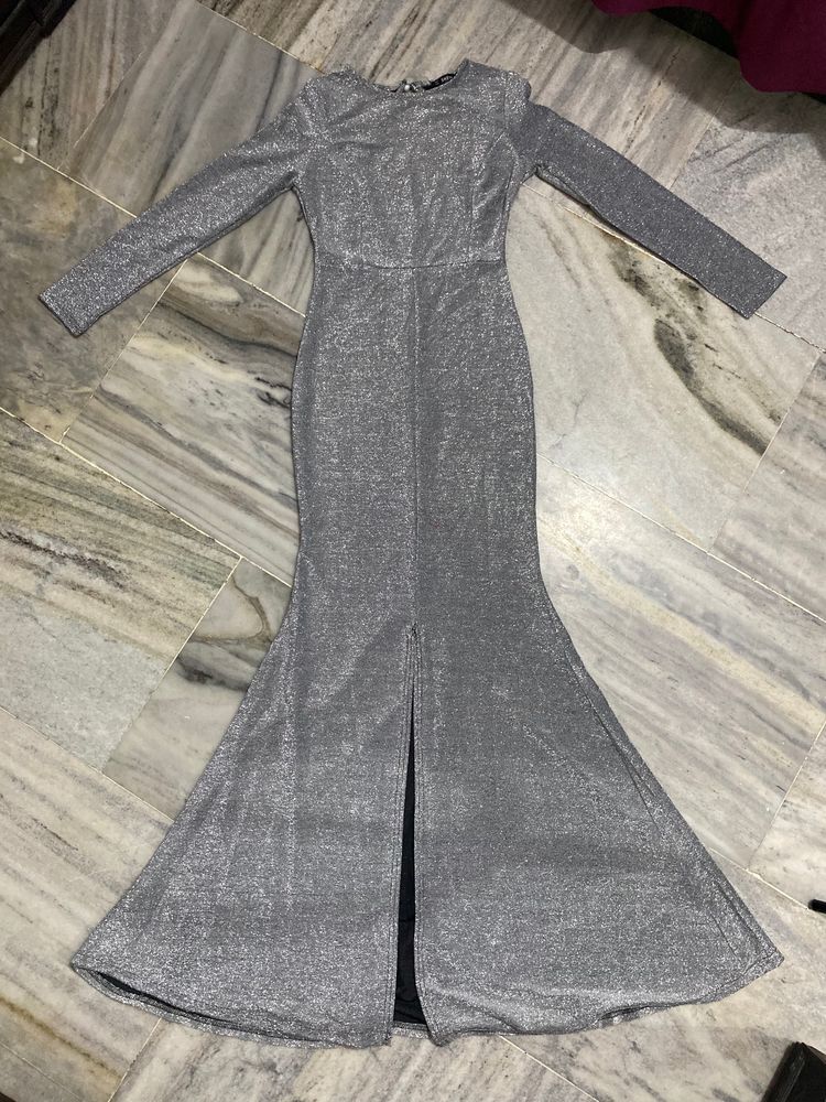 Fish Cut Long Gown Backless ( Silver )