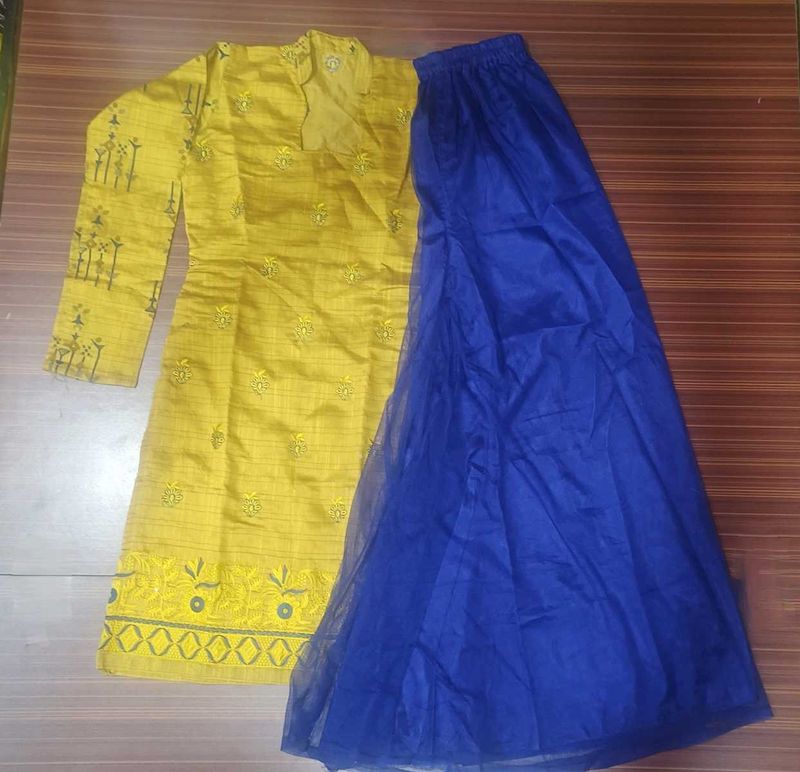 Top And Plazoo ( Yellow An Nevy blue)
