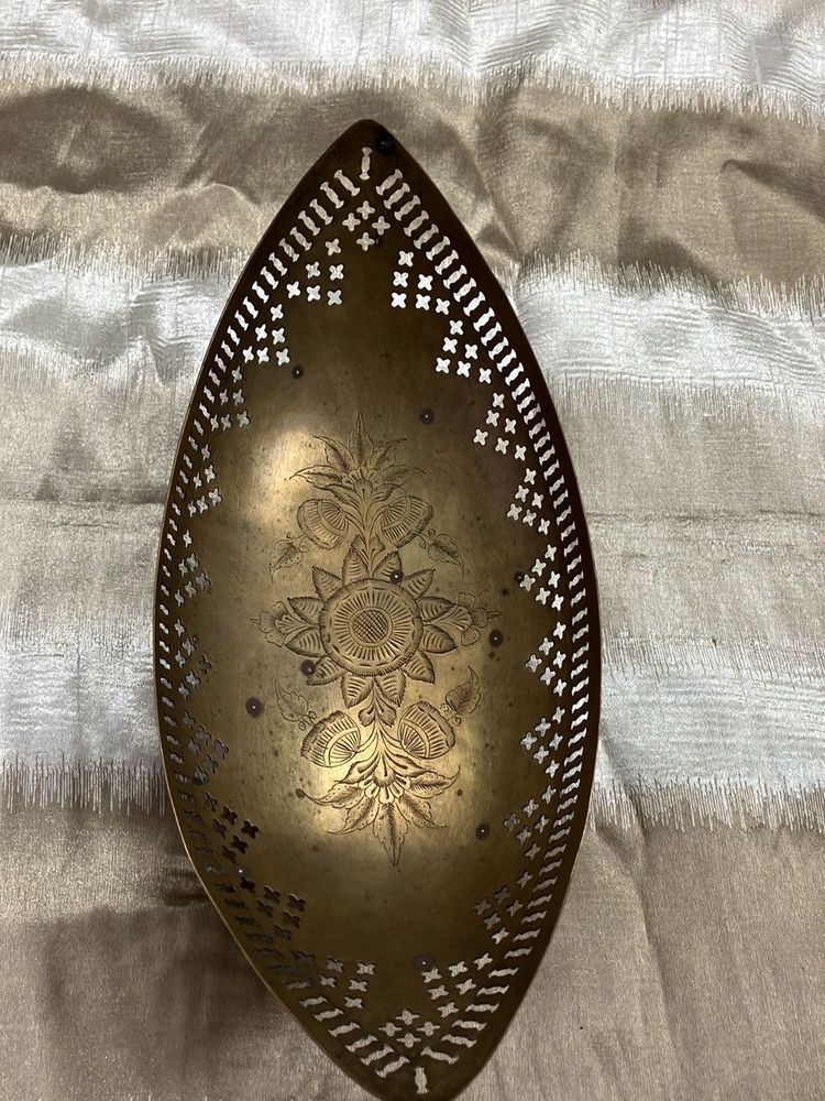 Brass Antique Fruit Bowl