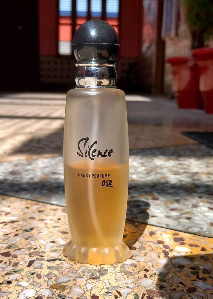 Silence Hanky Perfume
