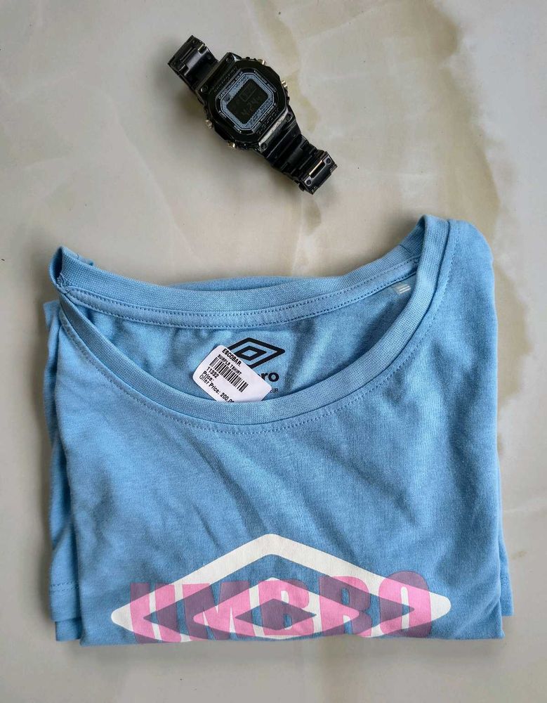 Umbro Women&#39;s Light Blue Graphic T-Shirt