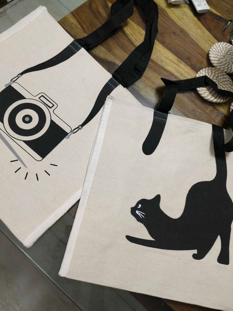Trendy &amp; Beautiful Canvas Tote/Shopping Bags