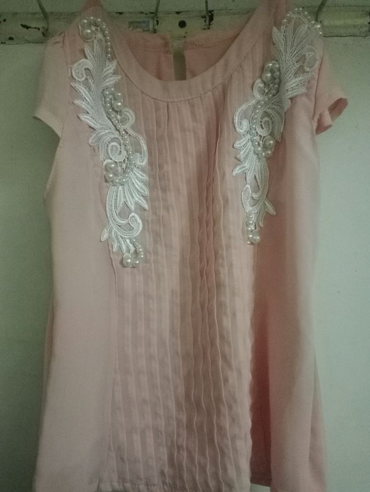 Pretty Cute Top 😍