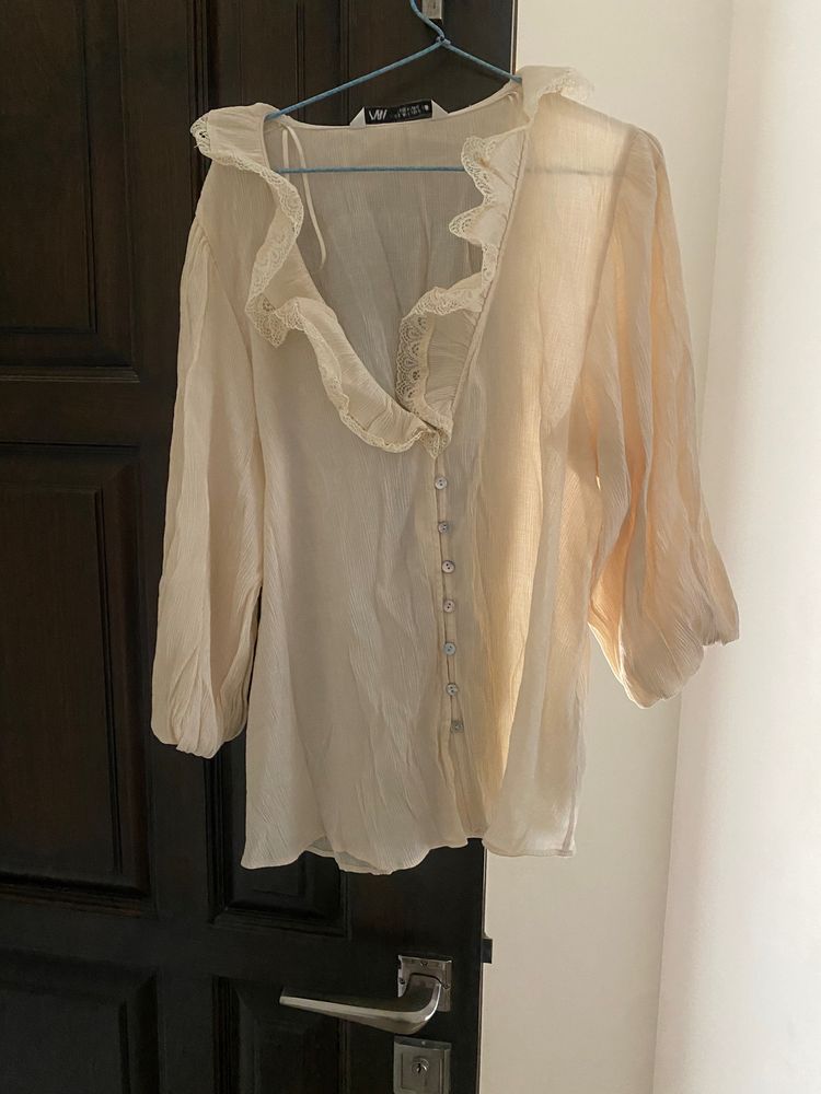Brand: Zara.. Size: Small