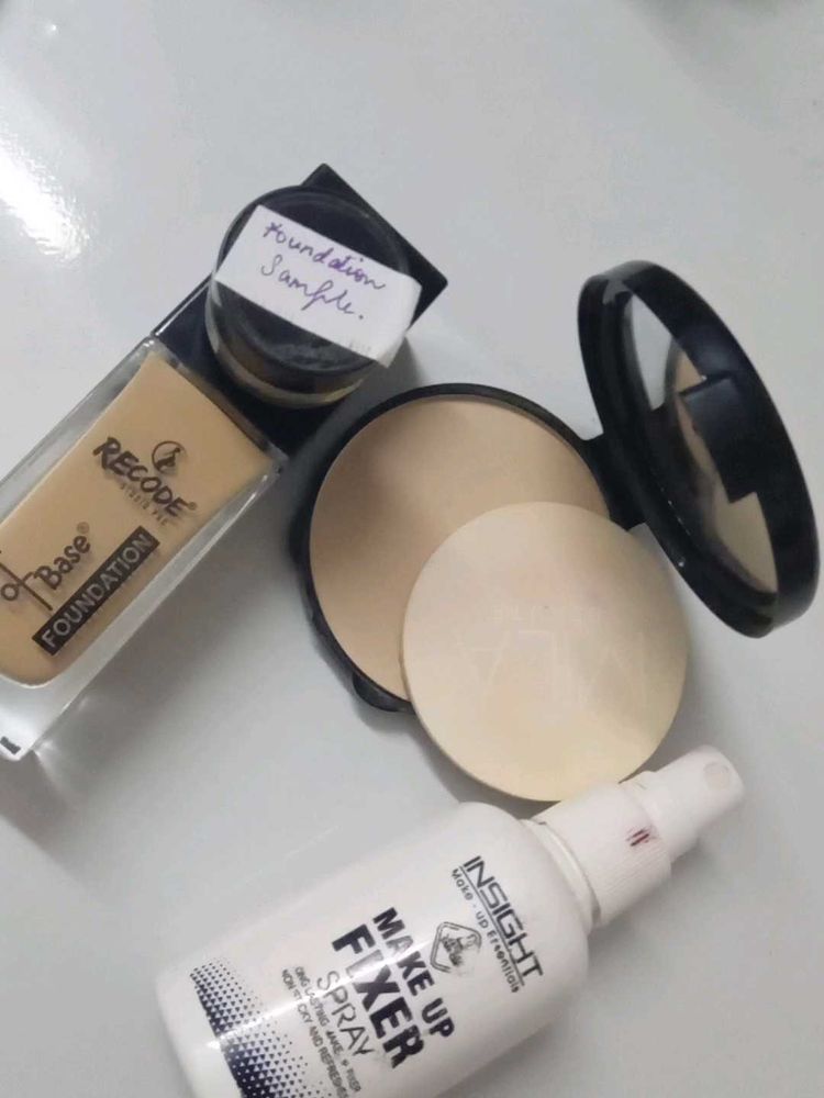 MINI MAKEUP KIT