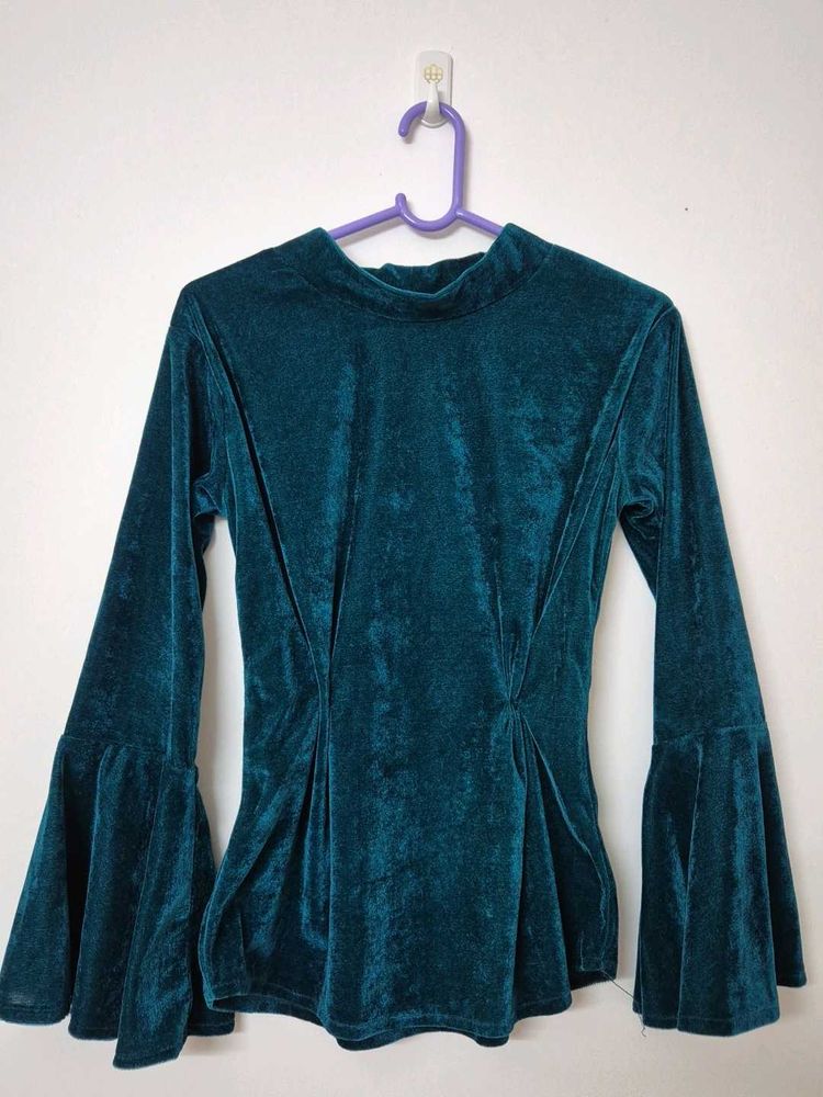 Velvet Bell Sleeve Winterwear Top