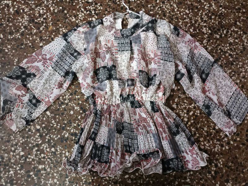 Patterned Long Sleeve Top