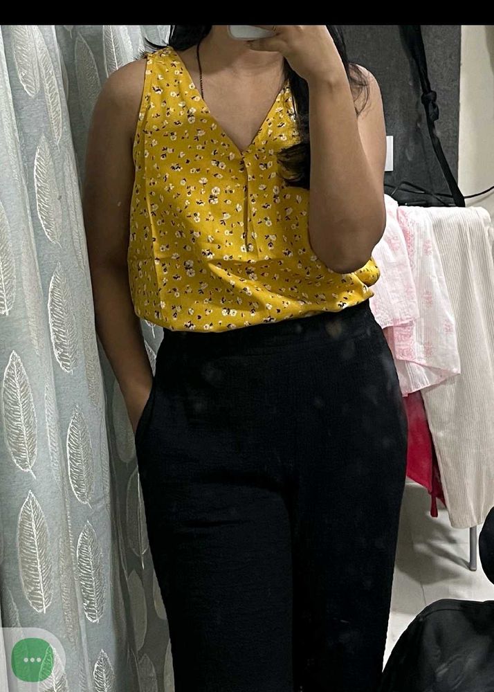 Dressberry Floral Top