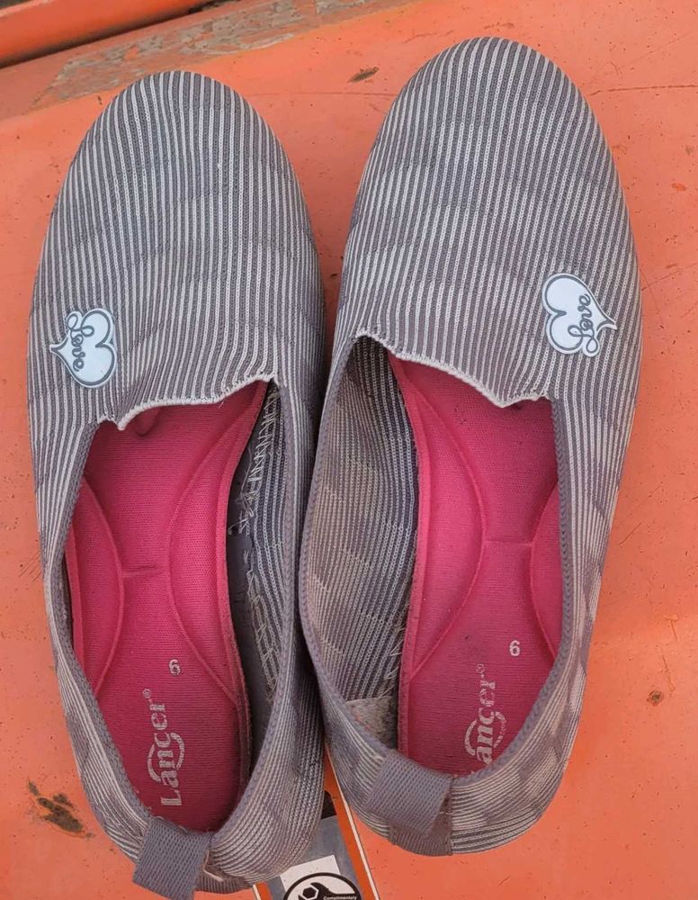 Striped Lancer Casual Shoes