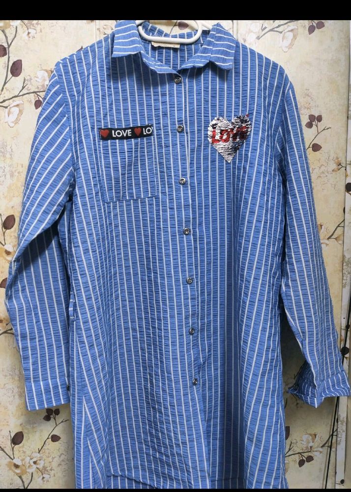 Good Looking Blue &amp; White 🤍 Combination Top