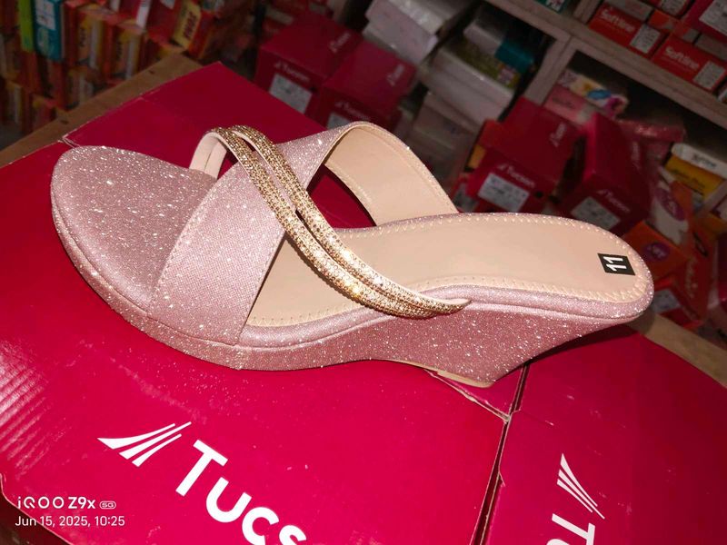 Elegant Women&#39;s Heels 👠