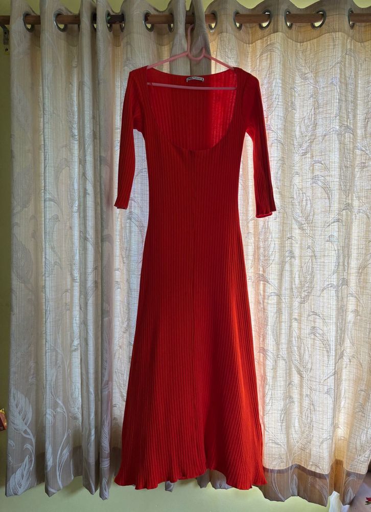 Zara Ribbed Midi Dress