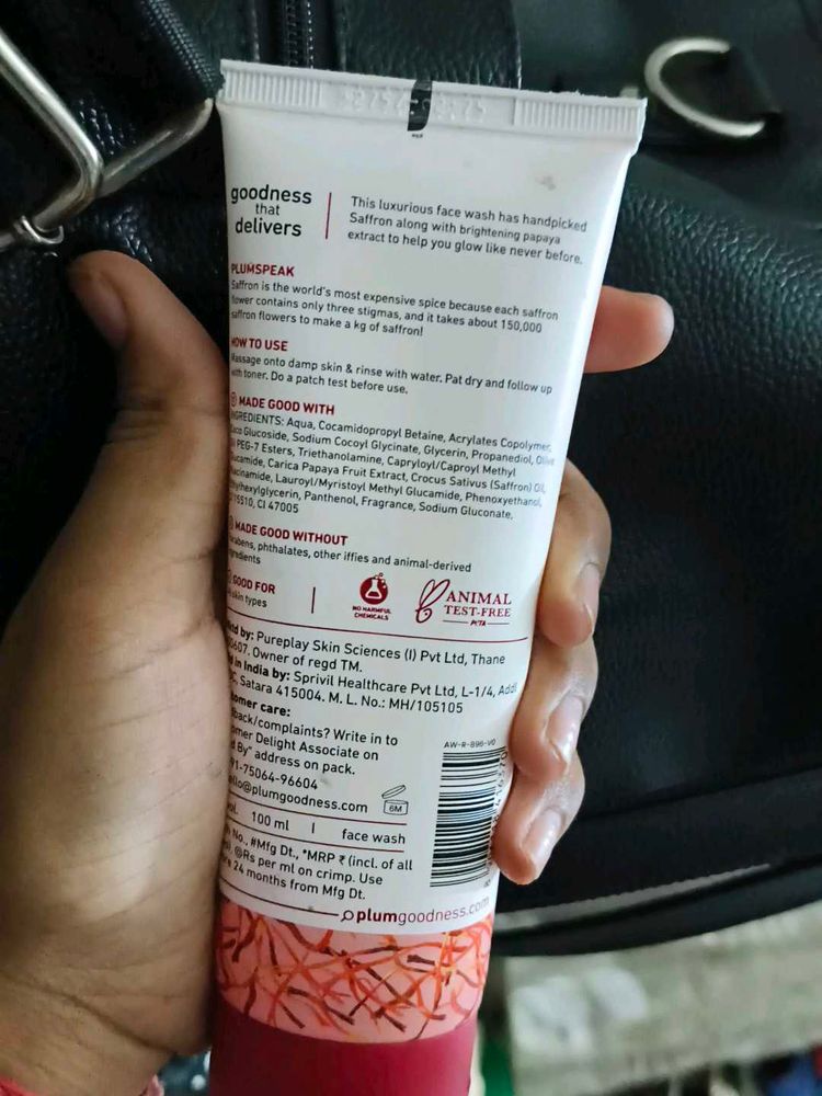 Plum Saffron Face Wash