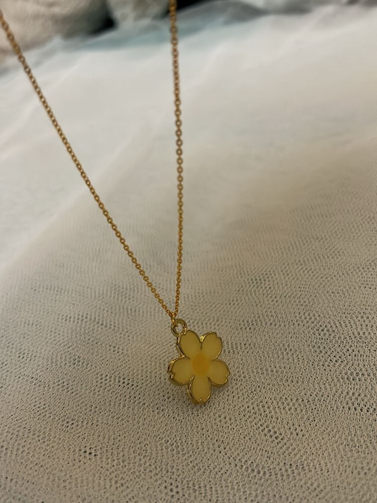 Cute Daisy Chain