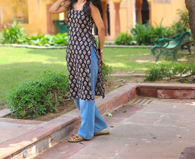 Floral Print Kurti with Side Slits