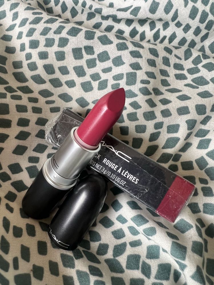 Authentic New MAC Satin Lipstick- Amorous
