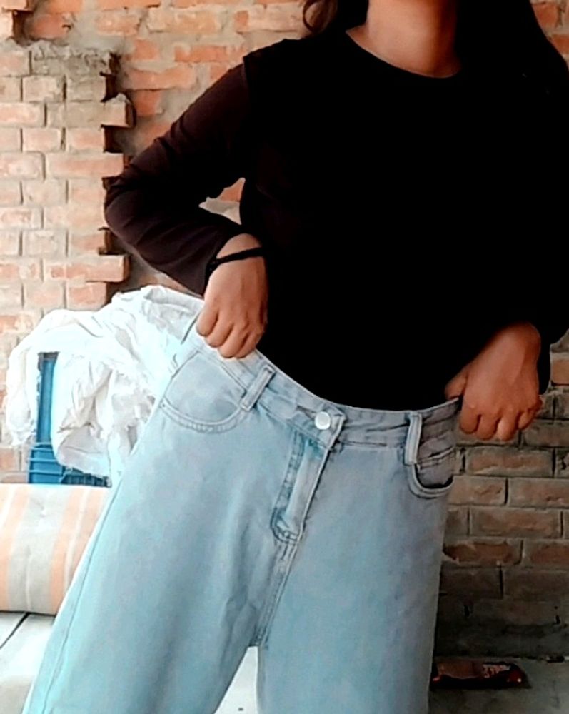 Urbanic Straight fit Jeans