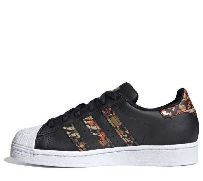 Adidas Superstar