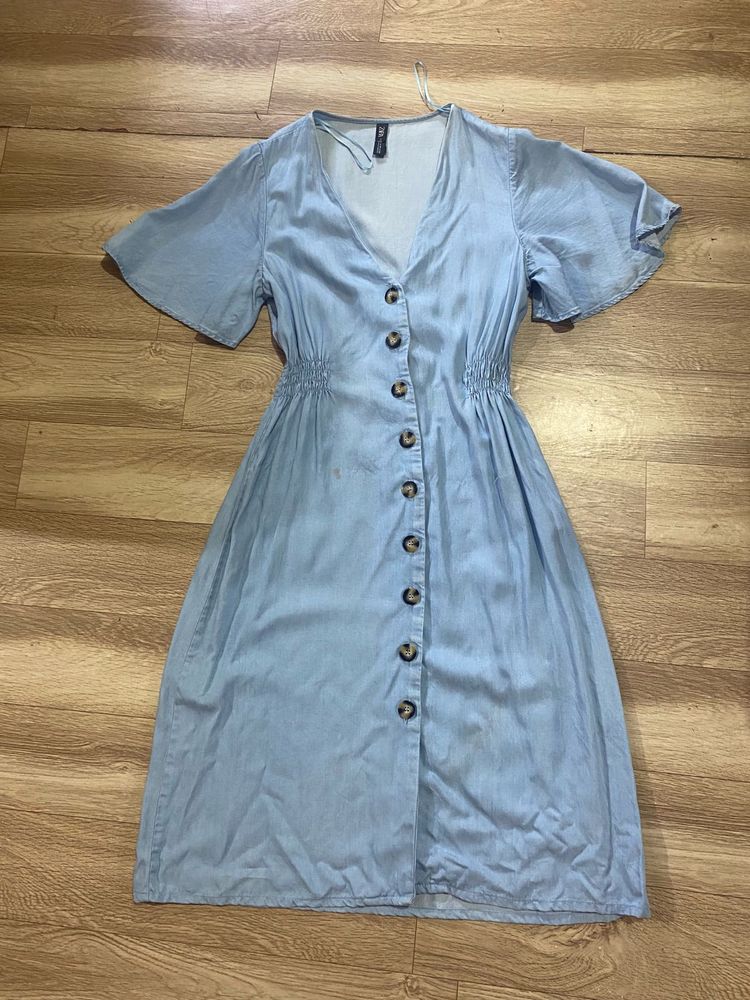 Light Wash Denim Button-Down Midi Dress
