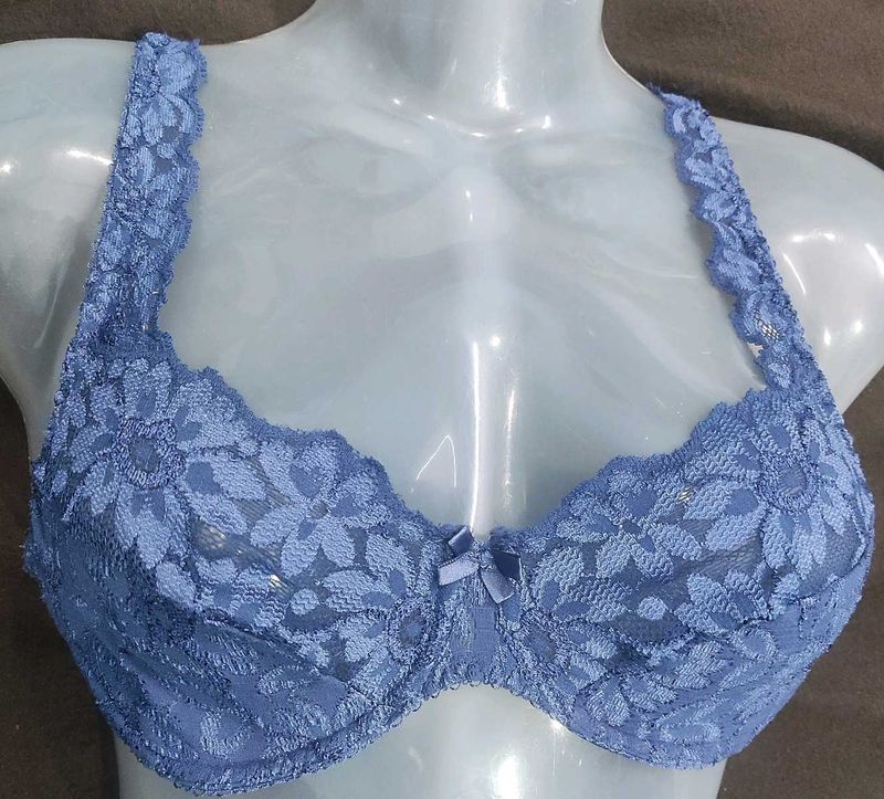 Floral Lace Bra 🖤