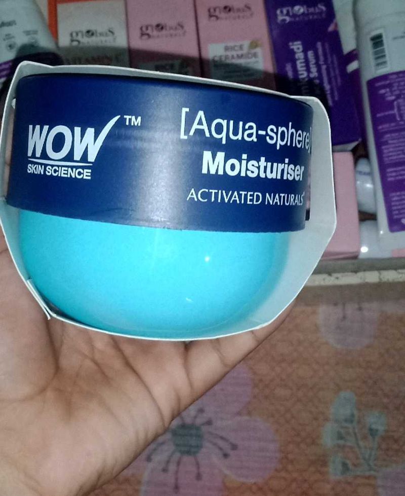 WOW Skin Science Aqua-sphere Moisturiser