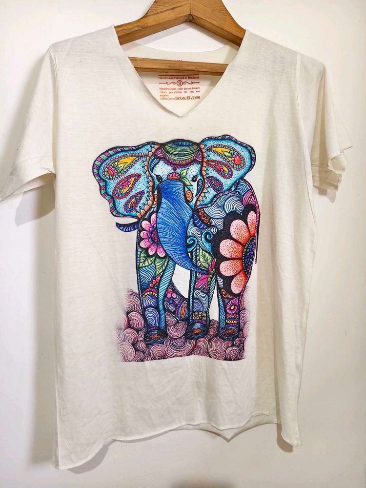 Elephant Graphic Tee Size S/ M