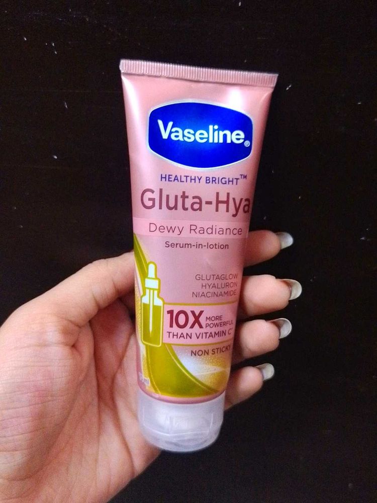 VASELINE Gluta - Hya Serum-in-lotion