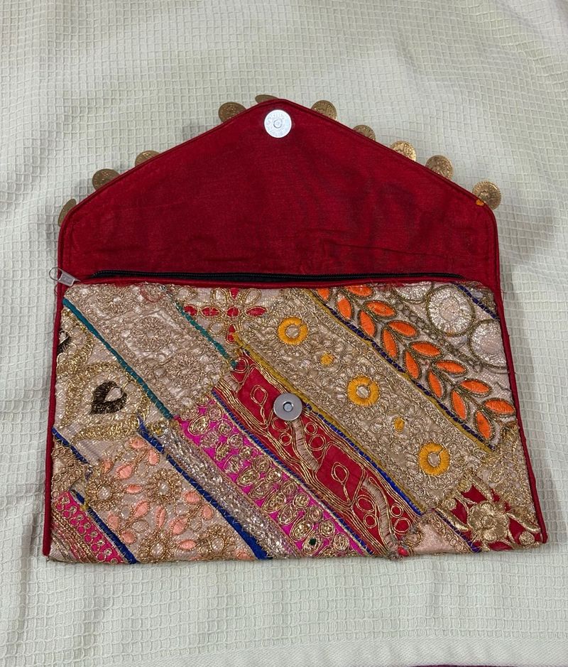 TRADITIONAL BAG
