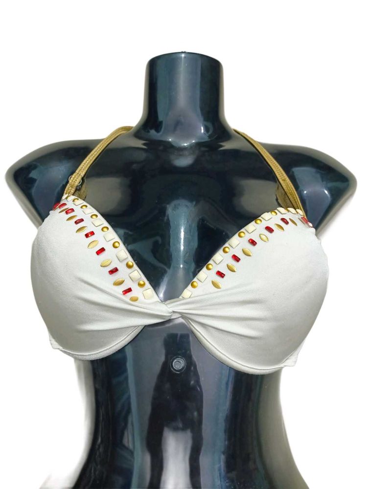 Victoria&#39;s Secret White Embellished Bikini Top
