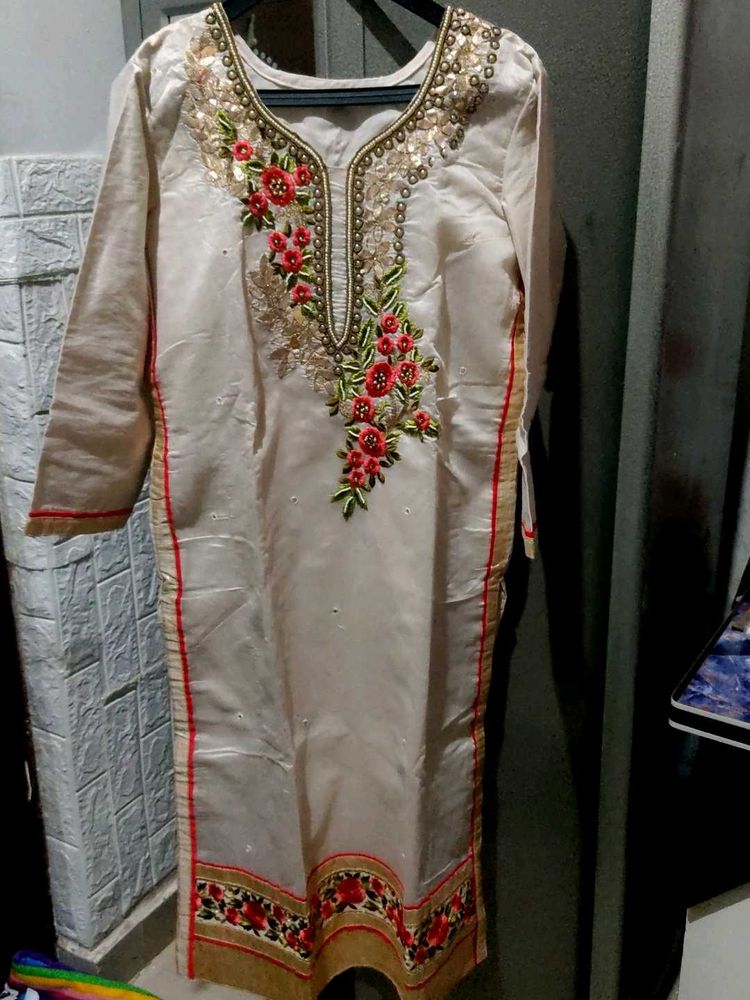 Elegant Embroidered silk suit set