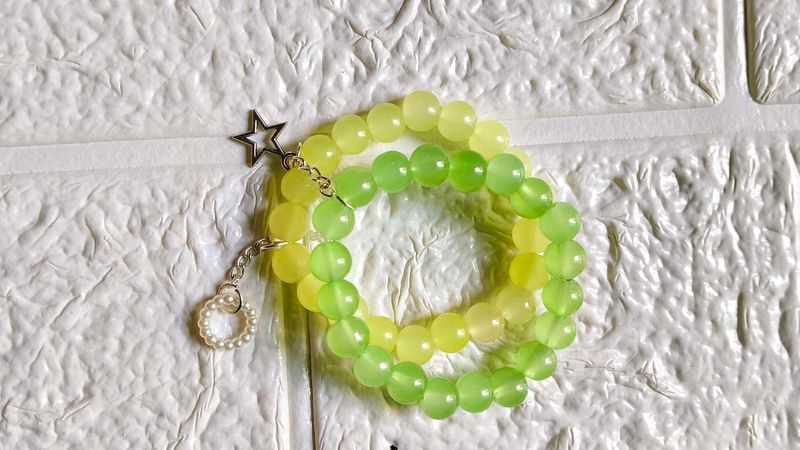 Green &amp; Yellow Beaded Bracelet🌈💛💚🎁