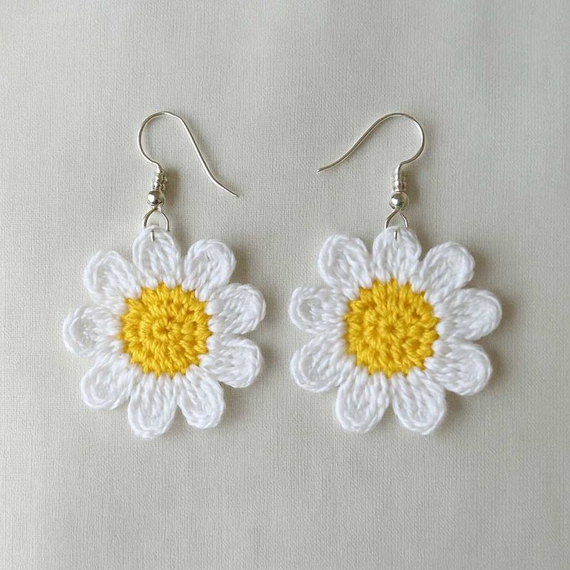 Daisy Crochet Earrings