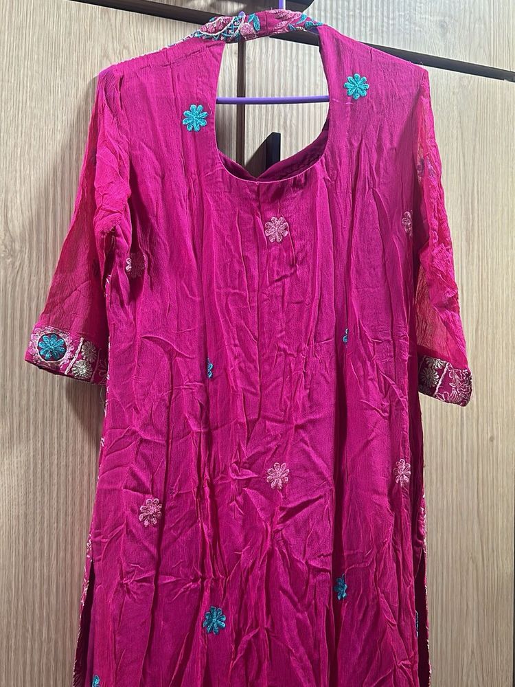 Rani Pink Kurta And Scarf