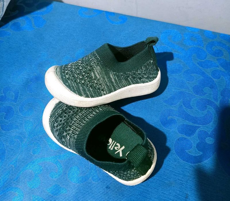 Yello Green Knit Baby Shoes Combo