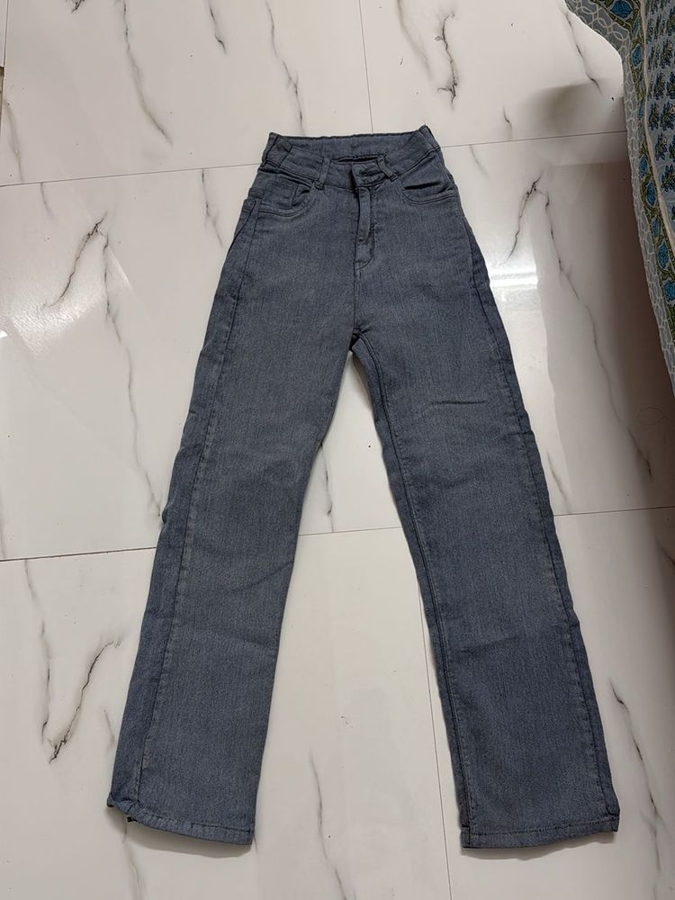 blue straight fit  Denim Jeans xs size like new